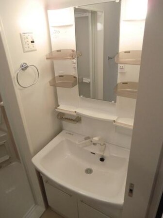 イーズフィールド Bの物件内観写真